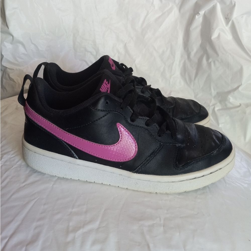 Nike Court Borough Low 2 GS Black Fuchsia Size 6 5Y /Women's 8 BQ5448-003